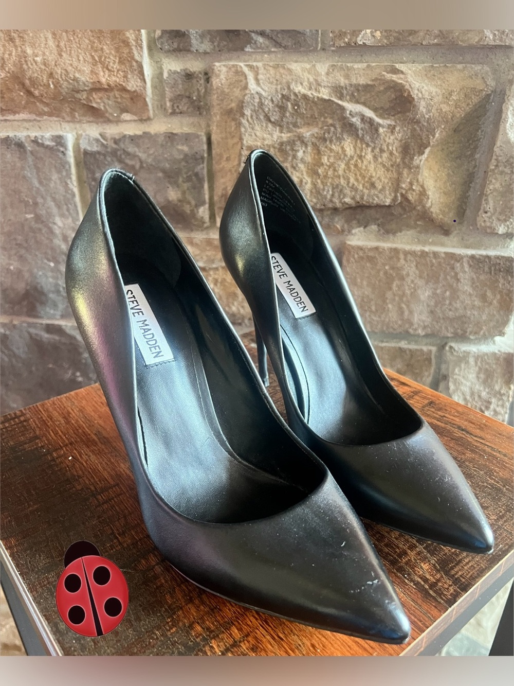 Steve Madden Black Leather Pointed-Toe Stiletto Pumps -8.5
